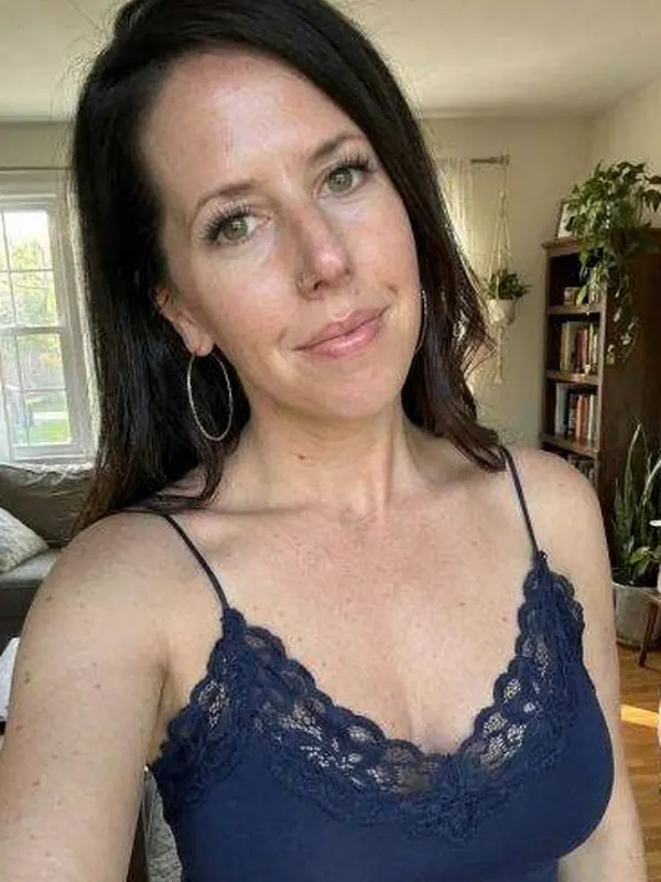 Rachelle, 39 ans, rencontre spontanée à Bastia