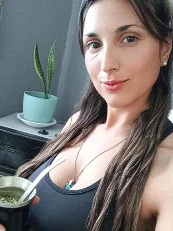 Adèle, 26 ans, rencontre spontanée à Bordeaux