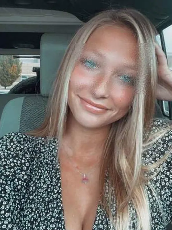 Inès, 29 ans, rencontre spontanée à Bordeaux