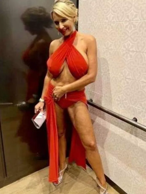 Suzanne, 54 ans, rencontre spontanée à Cannes