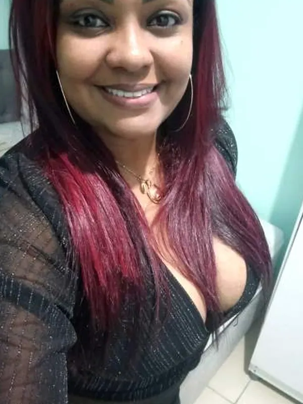 Amandine, 37 ans, rencontre spontanée à Grenoble