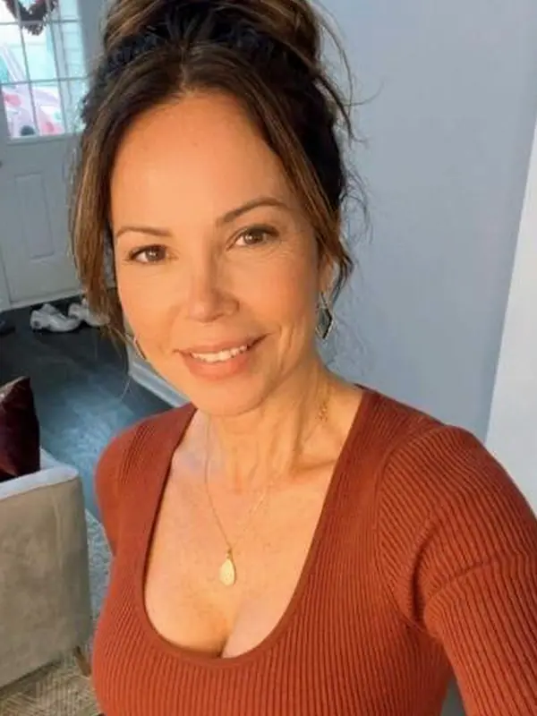 Fiona, 41 ans, rencontre spontanée à Grenoble