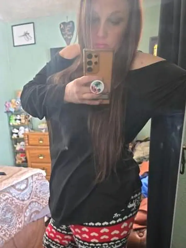 Anaëlle, 27 ans, rencontre spontanée à Nantes