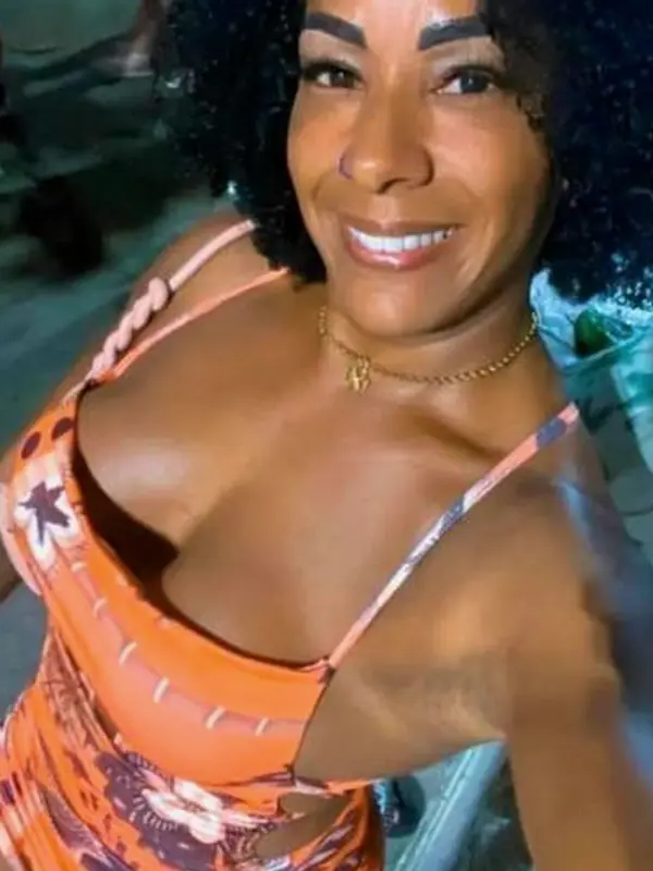 Clémentine, 27 ans, rencontre spontanée à Nîmes