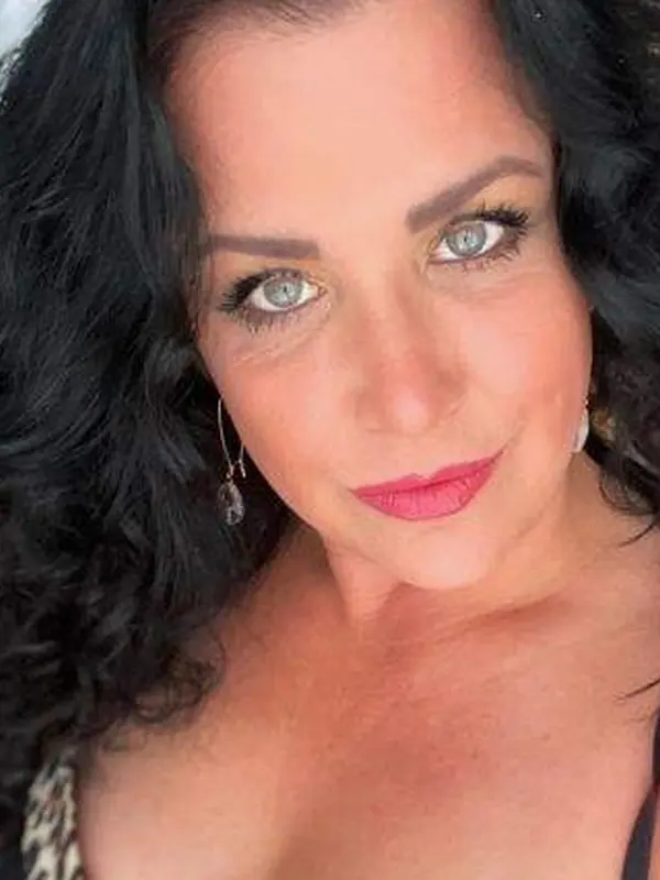 Marjorie, 44 ans, rencontre spontanée à Nîmes