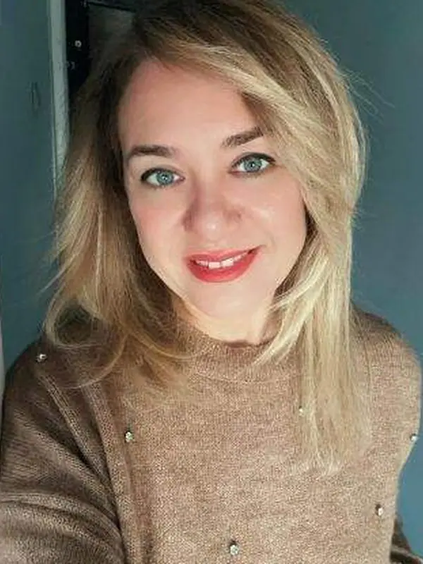 Célia, 24 ans, rencontre spontanée à Perpignan