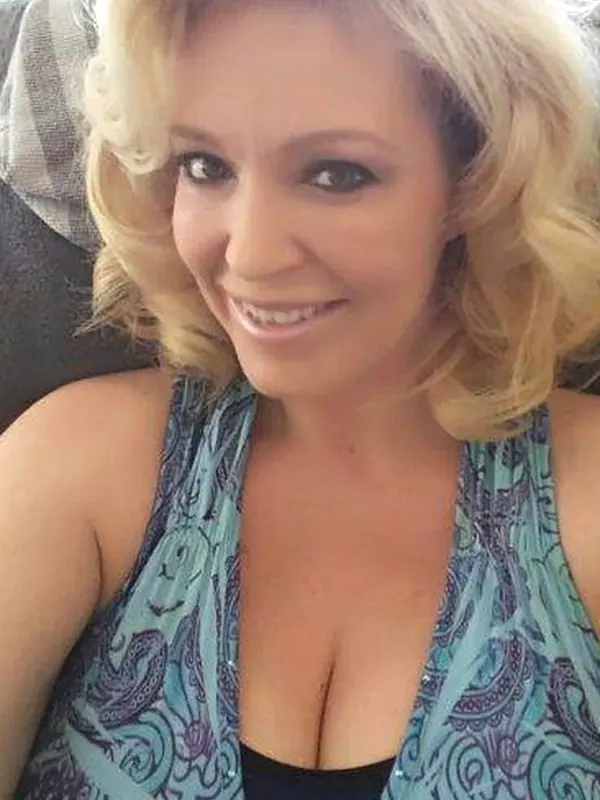 Christiane, 55 ans, rencontre spontanée à Strasbourg